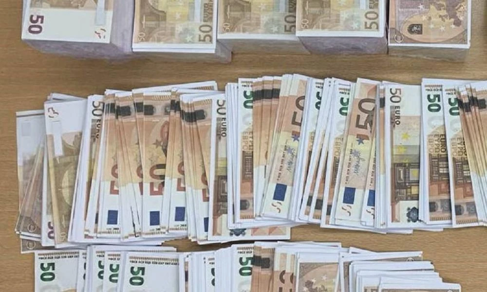 Διασυνοριακή επιχείρηση σε Ελλάδα, Ιταλία, Ισπανία και Γαλλία: Εξαρθρώθηκε οργάνωση που διακινούσε υψηλής ποιότητας πλαστά χαρτονομίσματα